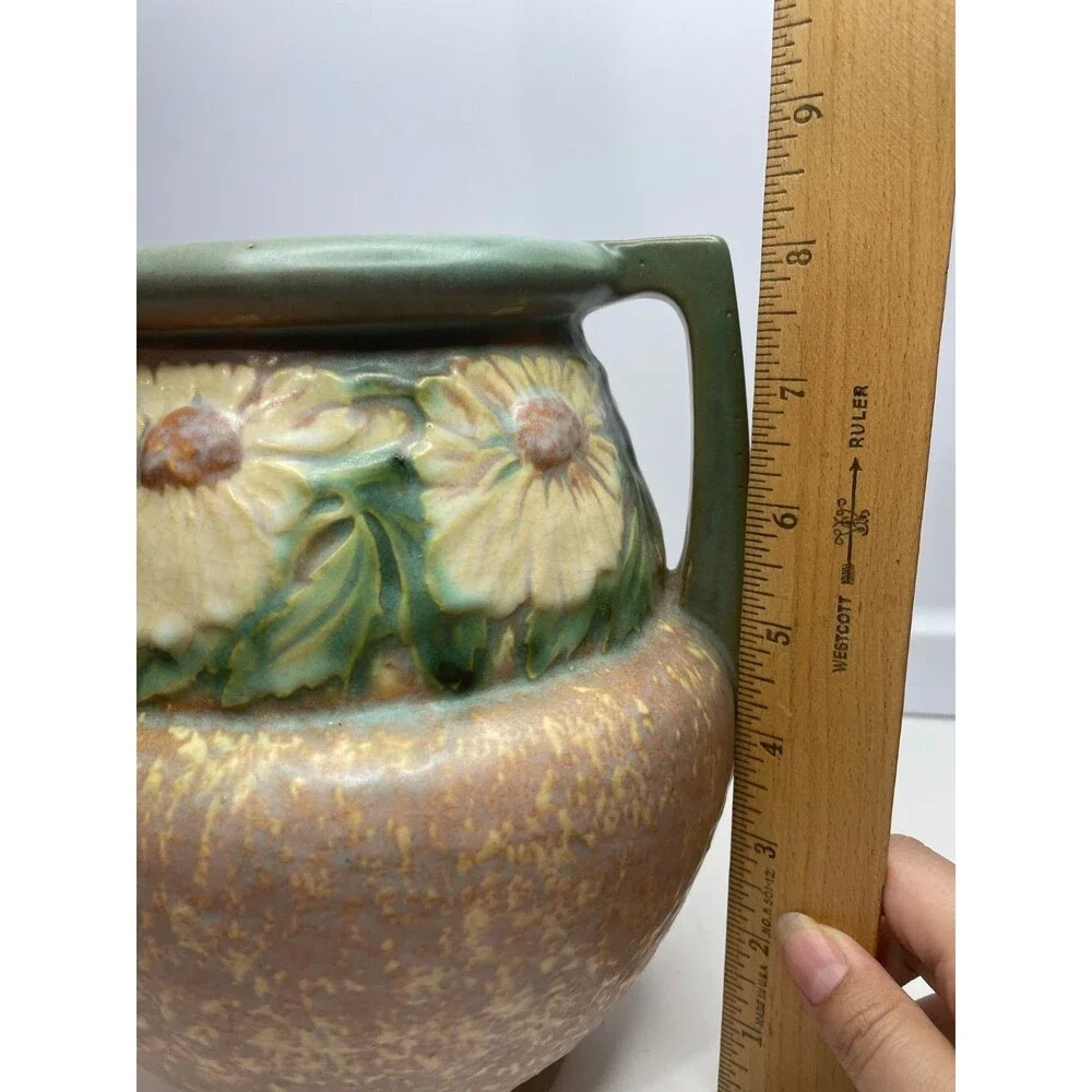 Roseville Art Pottery DAHLROSE Arts & Crafts Handled Vase Variegated Tan 367-8